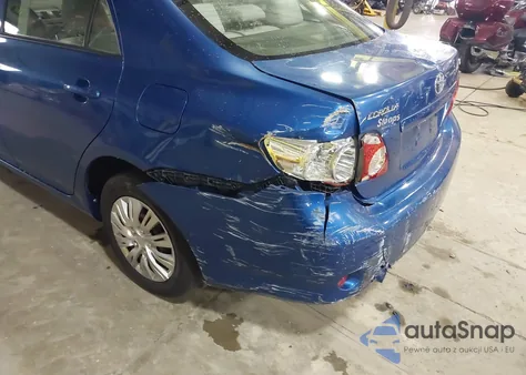 2010 Toyota Corolla Le z USA, uszkodzony, nr VIN JTDBU4EE9A9110518